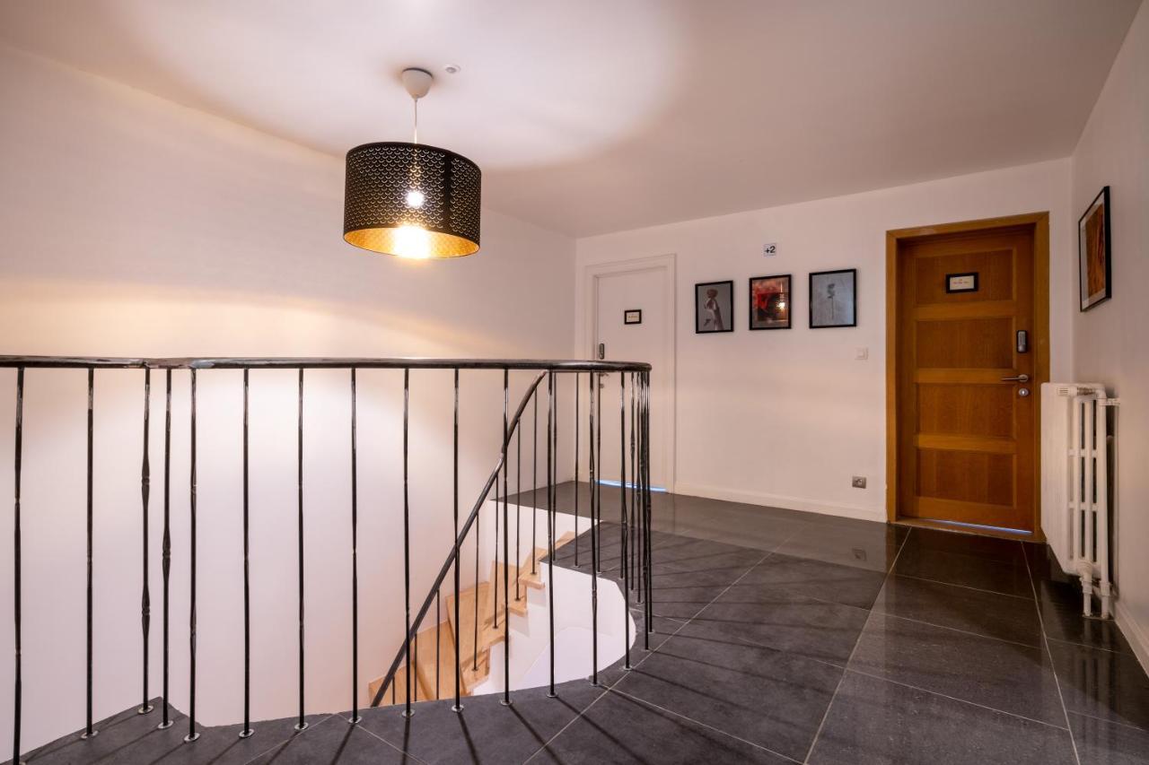 The Rose Suites Μπριζ Εξωτερικό φωτογραφία