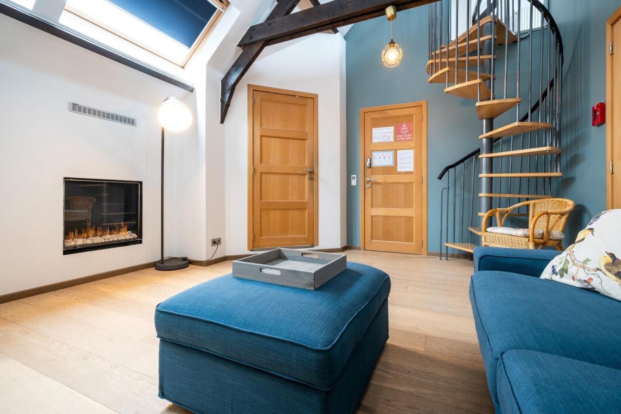 The Rose Suites Μπριζ Εξωτερικό φωτογραφία