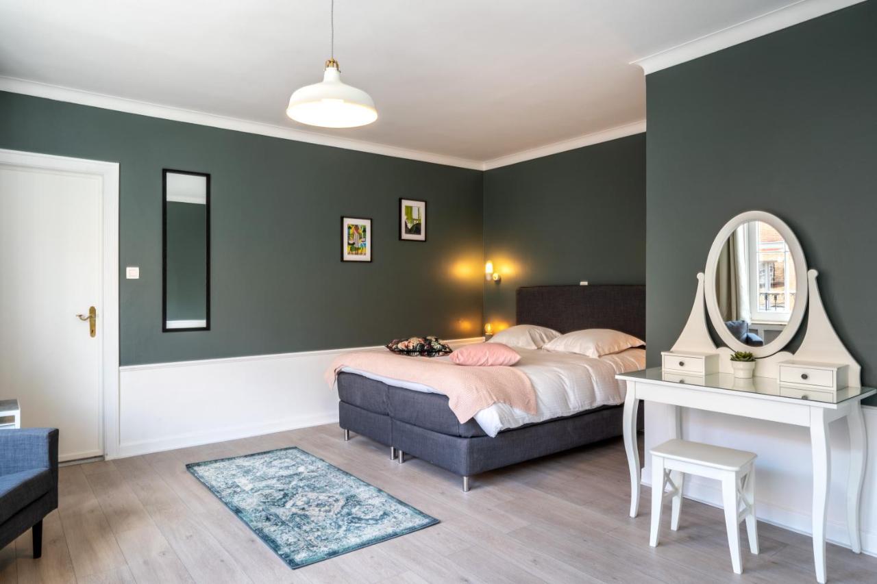 The Rose Suites Μπριζ Εξωτερικό φωτογραφία
