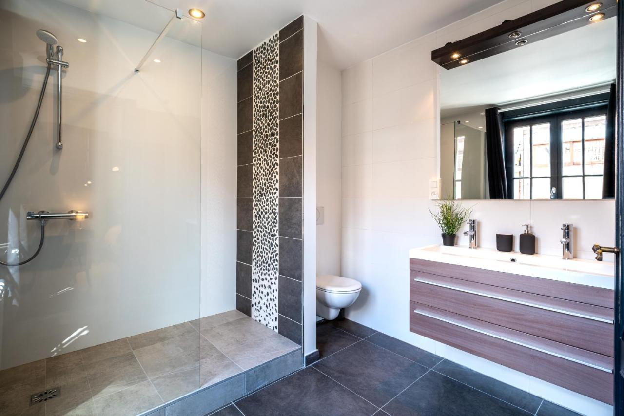 The Rose Suites Μπριζ Εξωτερικό φωτογραφία