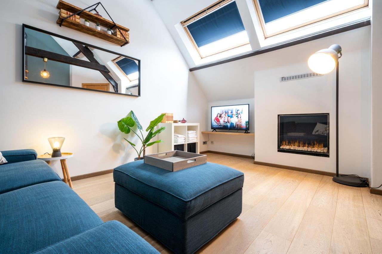 The Rose Suites Μπριζ Εξωτερικό φωτογραφία